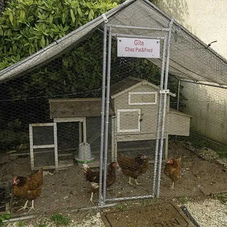 Chez Pat & Fred